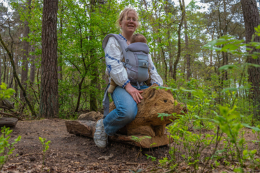 Je kinderen zorgeloos laten ravotten in de natuur? Dat kan in het Joekelbos. In dit deel van de Duinengordel ontwikkelde het Agentschap Natuur en Bos mooie houten natuurspeelelementen.