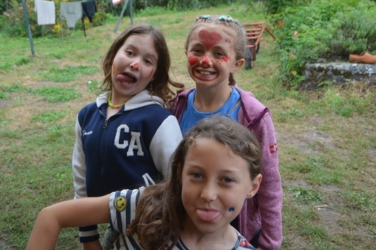 Creatieve zomerkampen in een inspirerend natuurlijk kader aan de Binkermolen. ​Een week vol creatief plezier dicht bij de natuur in kleine groep voor ​kinderen van geboortejaar 2015 - 2019