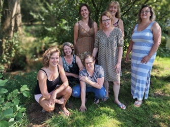 Beleef jouw creativiteit met je handen in de klei ​tijdens onze gezellige en ontspannende keramiek4daagse pottenbakken ​in het natuurlijk en inspirerend kader ​van de historische Binkermolen waar het keramiekatelier van PuurHelena gelegen is. 