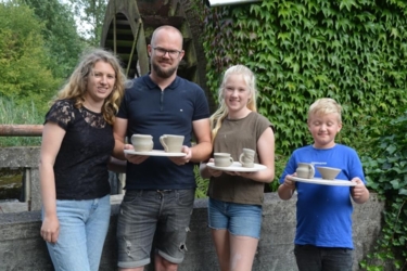 Potten draaien op de schijf