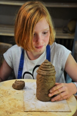 Zomerkamp keramiek en natuurbeleving kinderen (1)