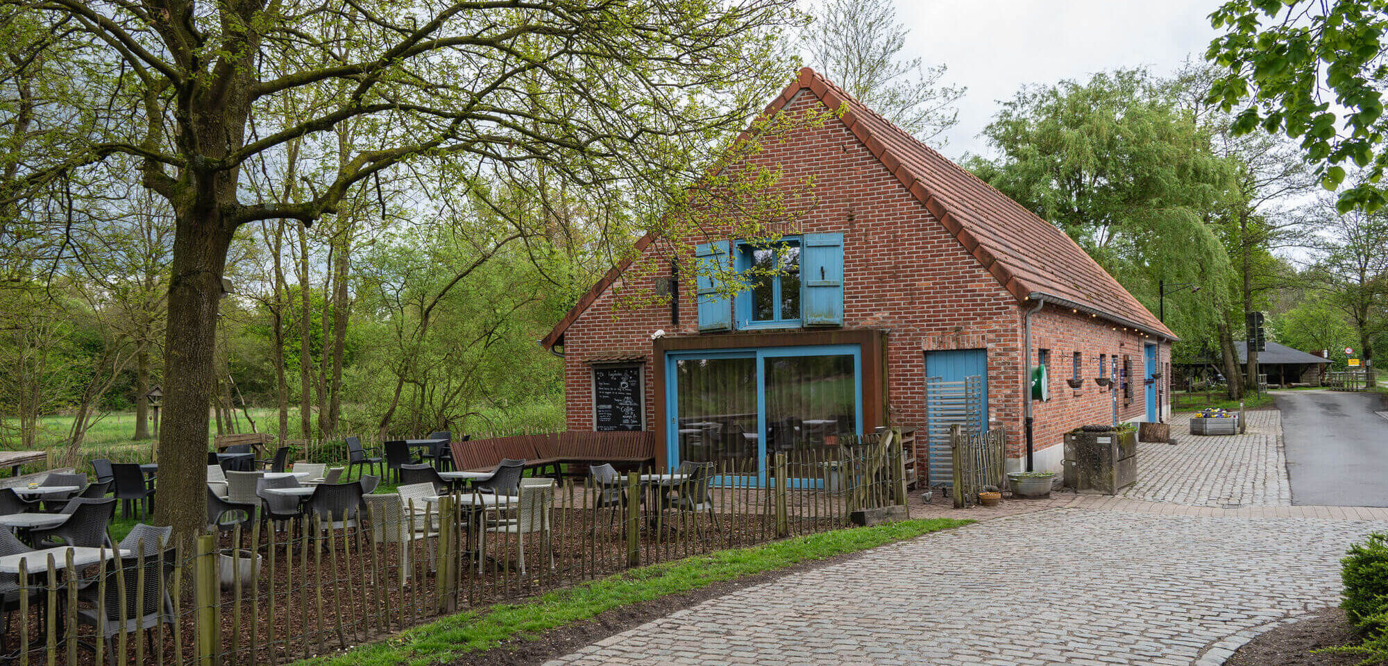 Locale Horeca en  Handel